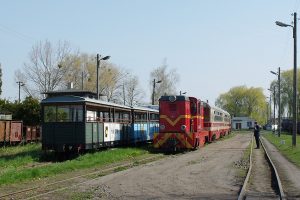 Rogów Wąskotorowy Towarowy - pociąg do Białej Rawskiej.