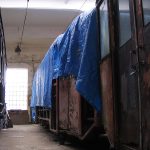 Wagon N #100 w trakcie remontu rozpoczętego jeszcze przez Tramwaje Podmiejskie.